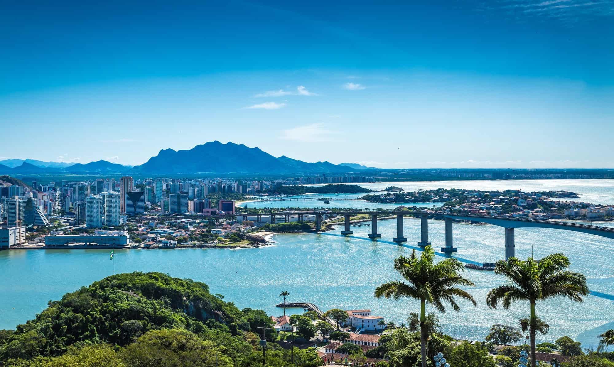 Featured image of post Imagem De Vitória Espírito Santo / Aqui tem voos saindo de várias cidades, para es e localidades ele fica na capital, vitória e é de super fácil acesso para os viajantes que desembarcam por lá.